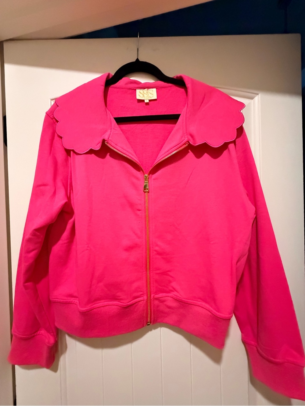 Hot Pink Scalloped-Collar Zip Cardigan - Picture 1 of 6